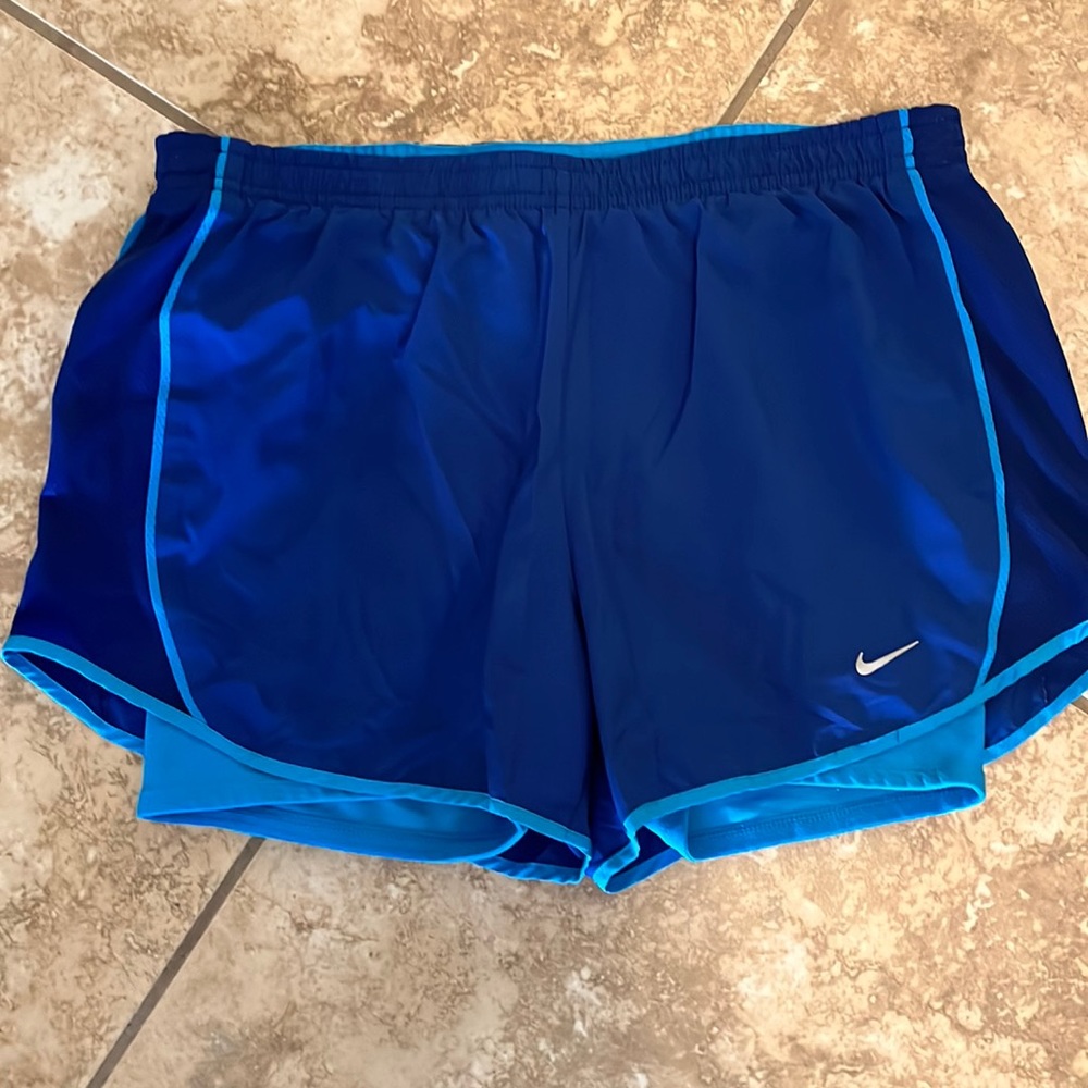 Women athletic shorts